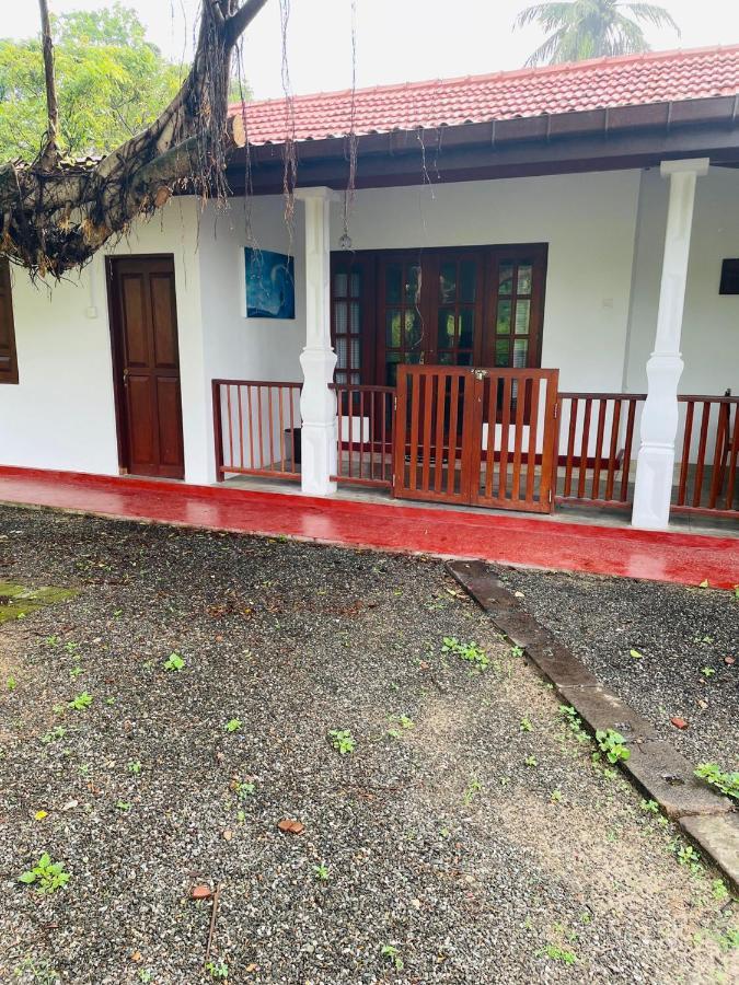 Surf Front Ahangama Exterior foto